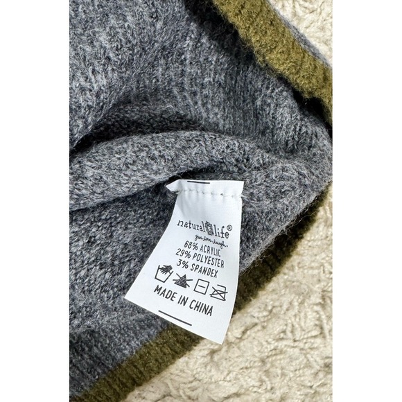 NWT Natural life Cropped Boxy Charcoal Pullover Daisy Sweater Women's L Boho - Picture 9 of 9